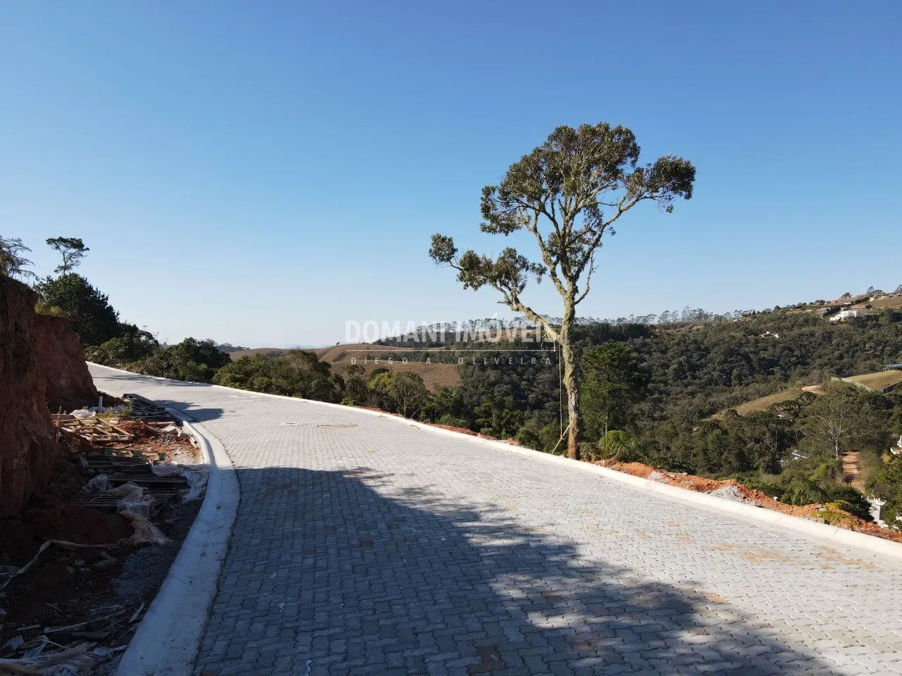 Plot for sale of 380 m² in Campos do Jordão, SP, Brazil