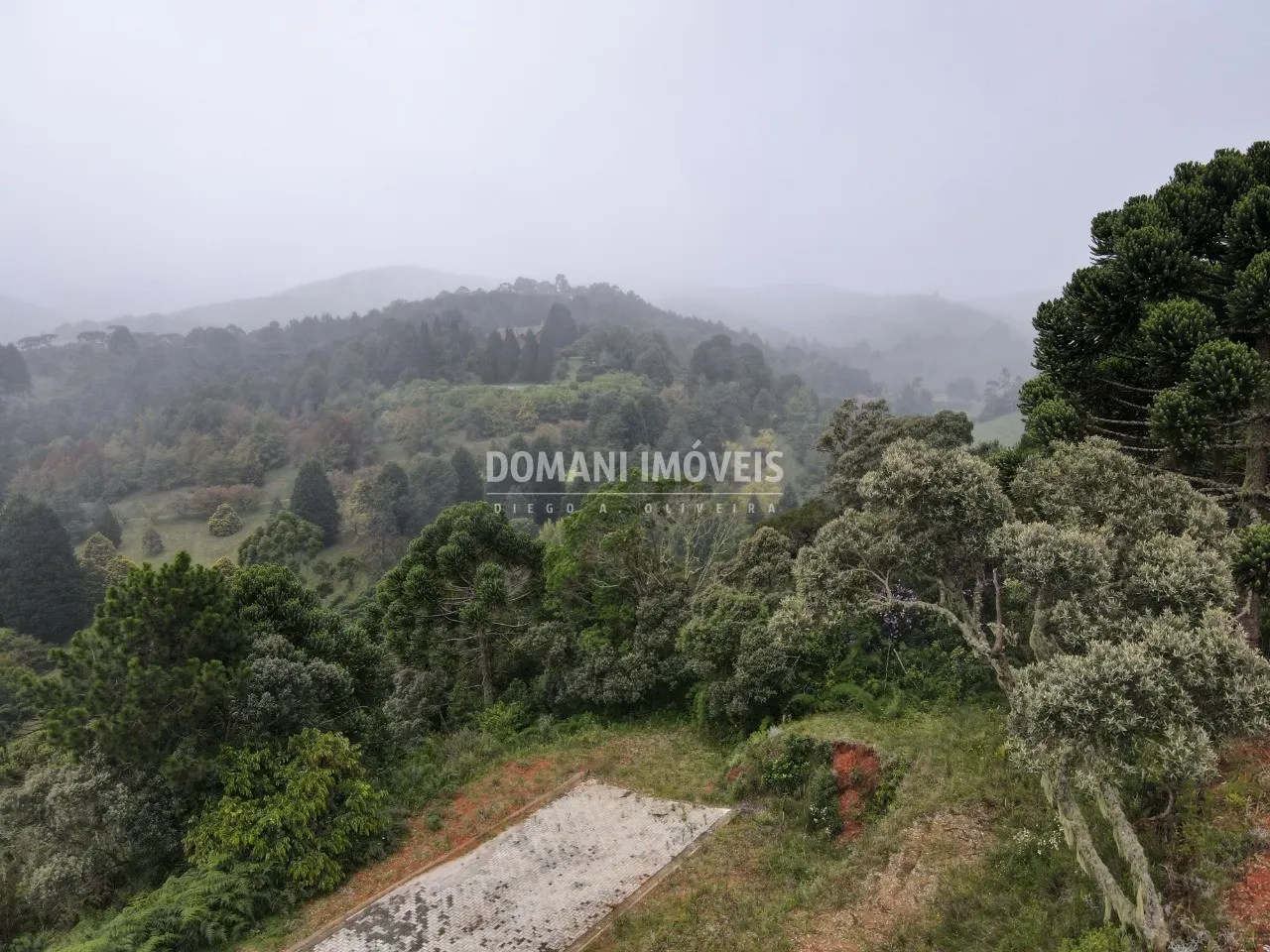 Plot for sale of 380 m² in Campos do Jordão, SP, Brazil