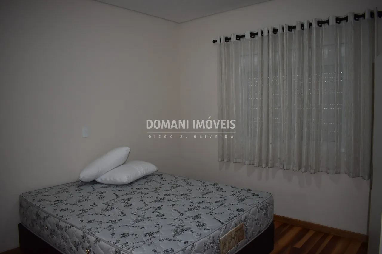 Casa à venda de 1.210 m² em Campos do Jordão, SP, Brasil