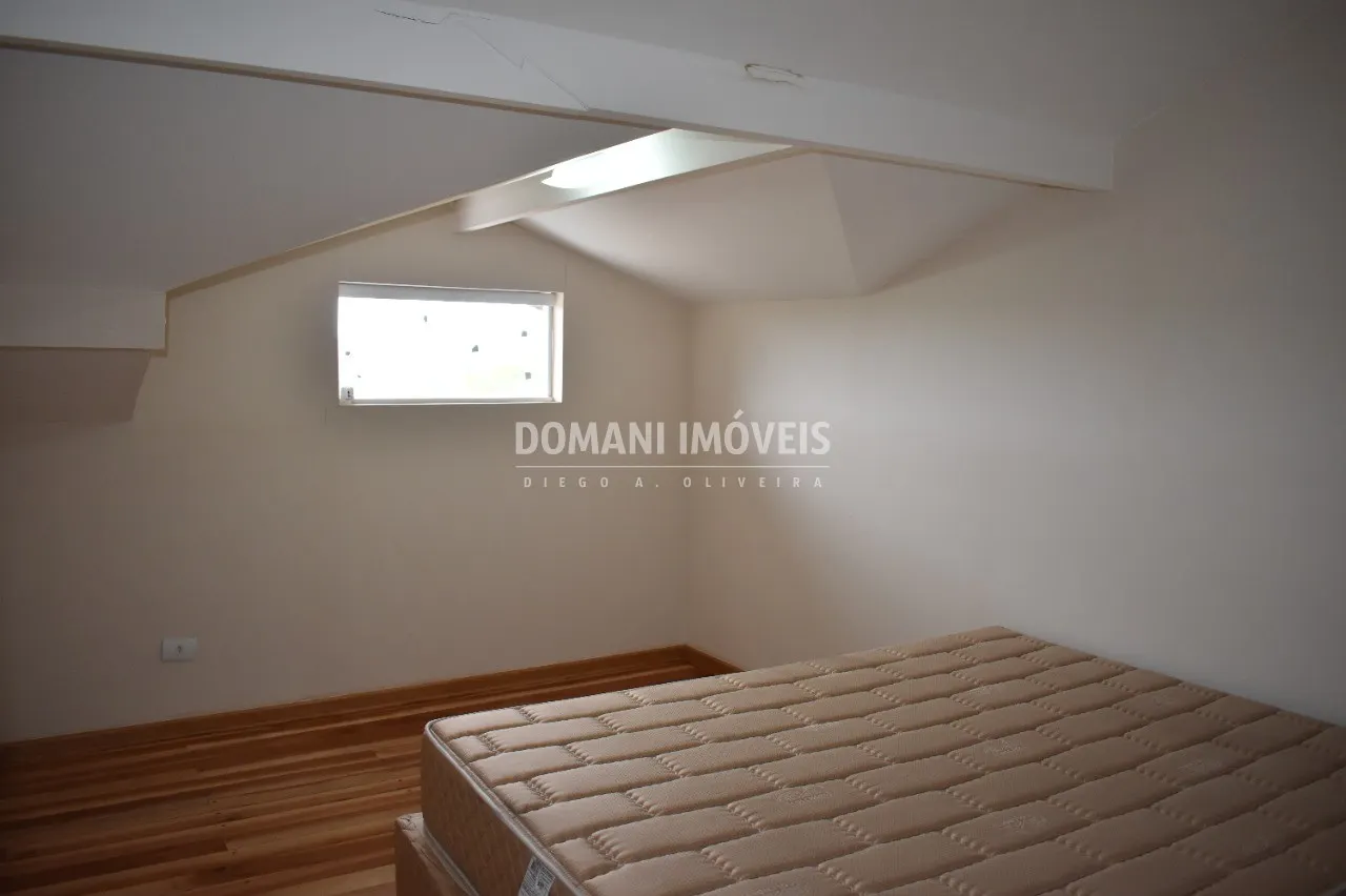 Casa à venda de 1.210 m² em Campos do Jordão, SP, Brasil