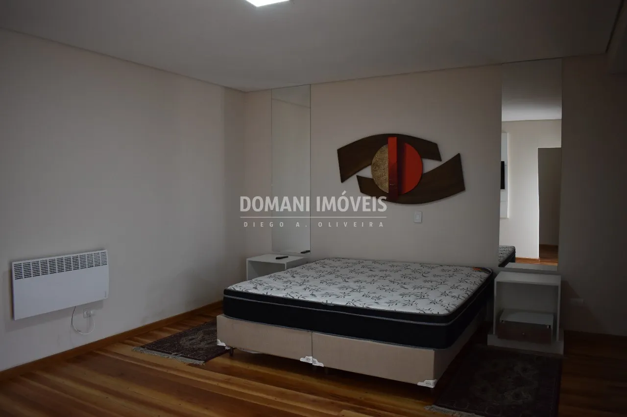 Casa à venda de 1.210 m² em Campos do Jordão, SP, Brasil