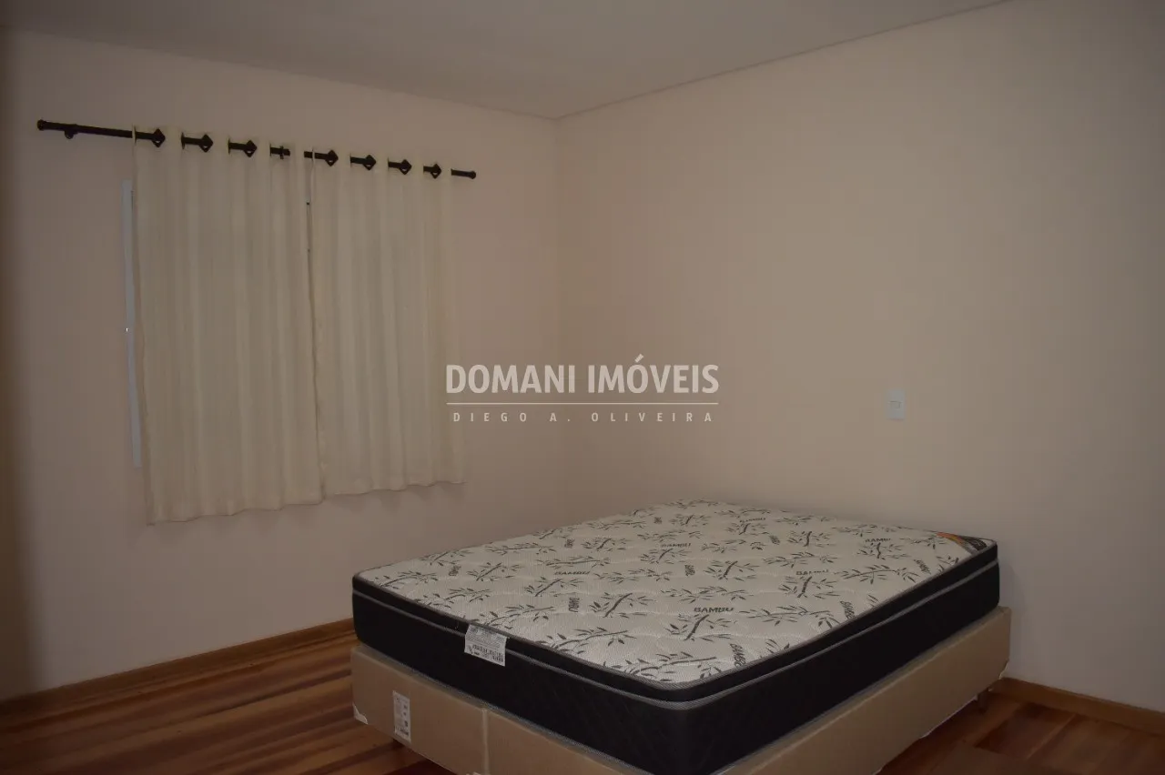 Casa à venda de 1.210 m² em Campos do Jordão, SP, Brasil