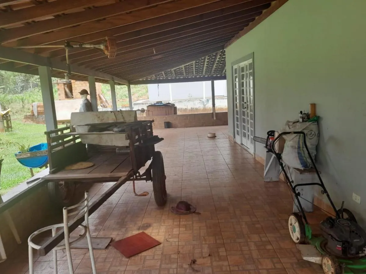 Sítio à venda de 9 ha em Cajuru, SP, Brasil