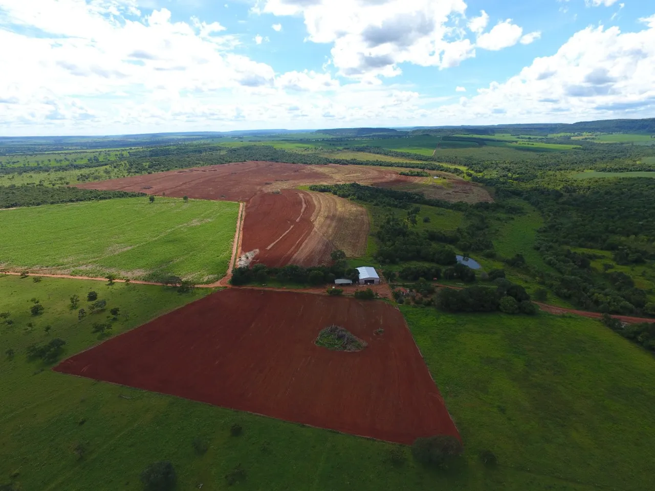Fazenda à venda de 270 ha em Prata, MG, Brasil