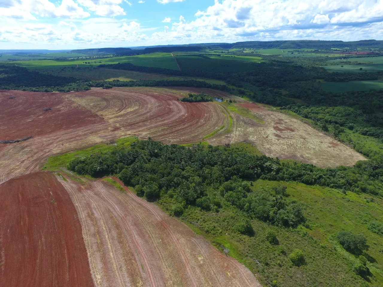 Fazenda à venda de 270 ha em Prata, MG, Brasil