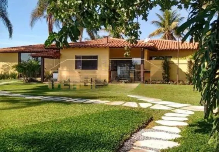 Fazenda à venda de 1.526 ha em Piumhi, MG, Brasil