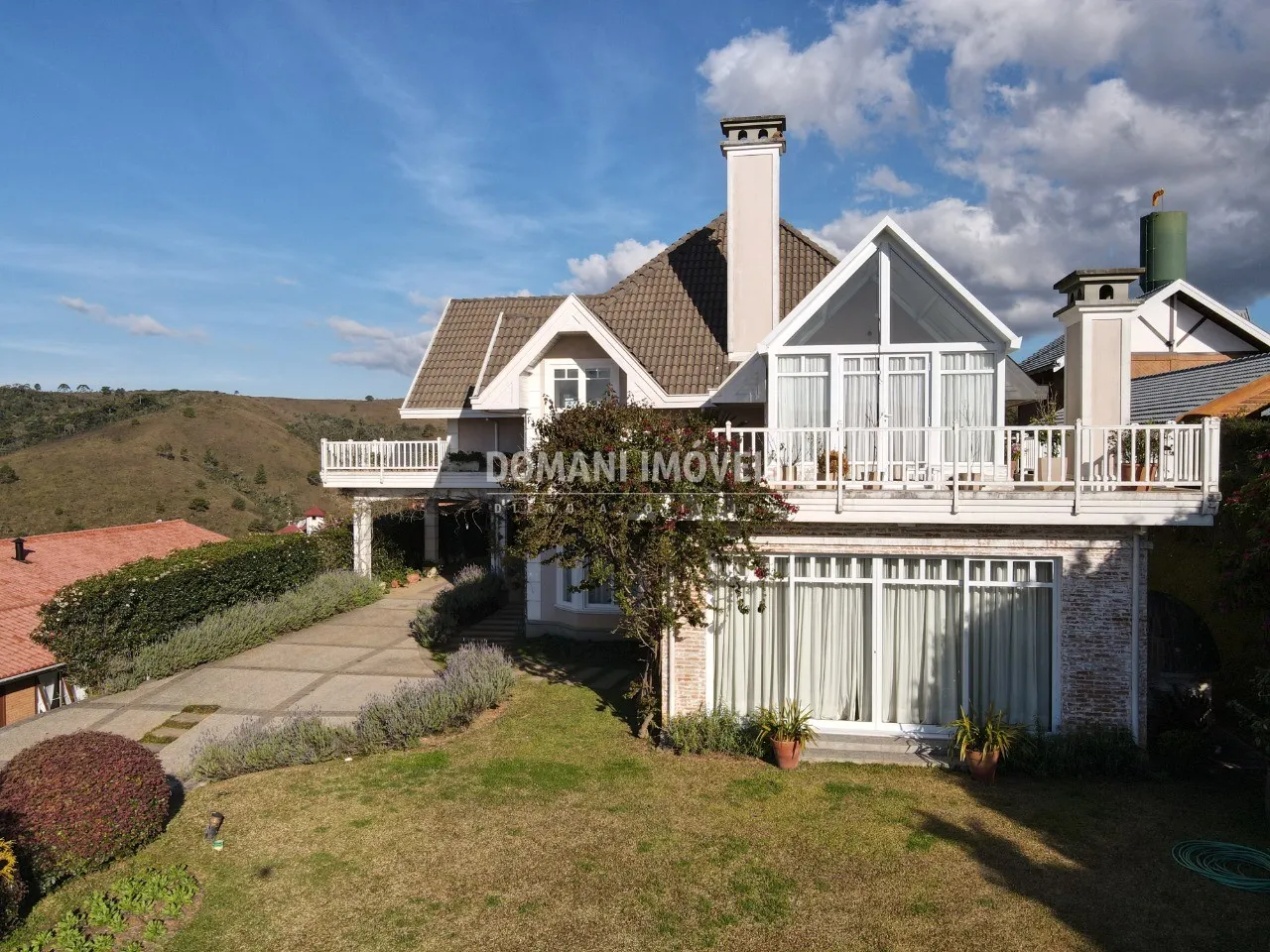 Casa à venda de 1.750 m² em Campos do Jordão, SP, Brasil