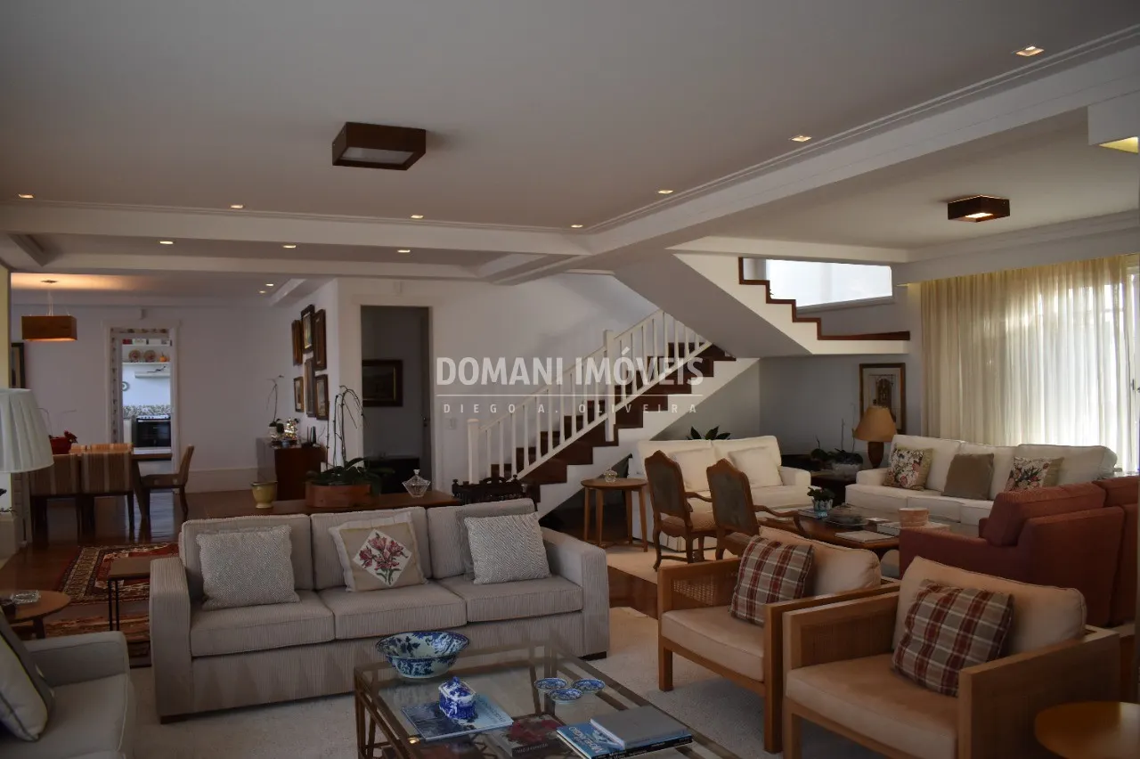 Casa à venda de 1.750 m² em Campos do Jordão, SP, Brasil