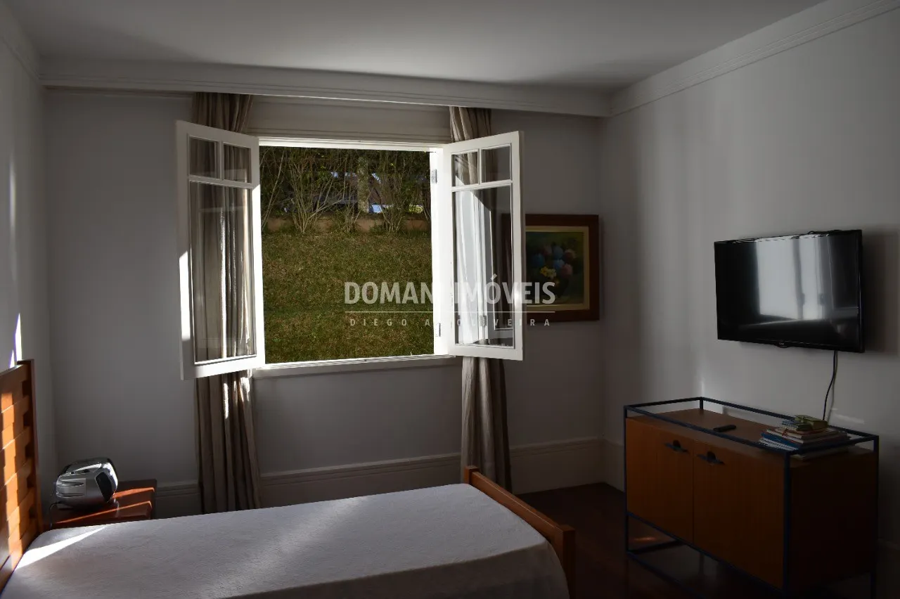 Casa à venda de 1.750 m² em Campos do Jordão, SP, Brasil