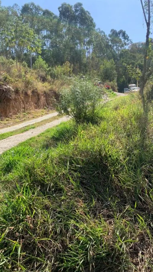 Terreno à venda de 1.195 m² em Mairinque, SP, Brasil