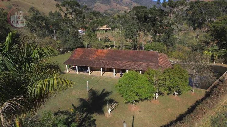Chácara à venda de 4.000 m² em Sapucaí-Mirim, MG, Brasil
