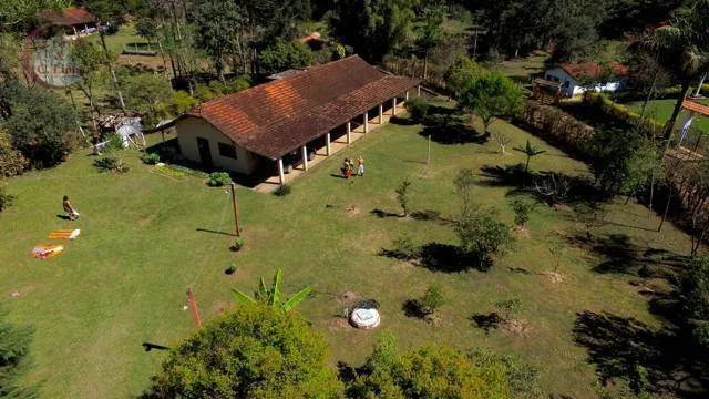Chácara à venda de 4.000 m² em Sapucaí-Mirim, MG, Brasil