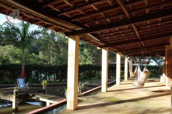 Chácara à venda de 4.000 m² em Sapucaí-Mirim, MG, Brasil
