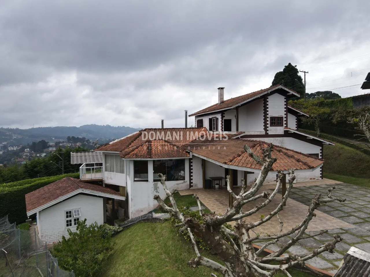 Casa à venda de 1.030 m² em Campos do Jordão, SP, Brasil