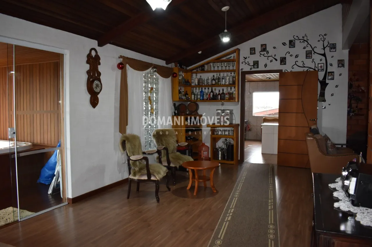 Casa à venda de 1.030 m² em Campos do Jordão, SP, Brasil