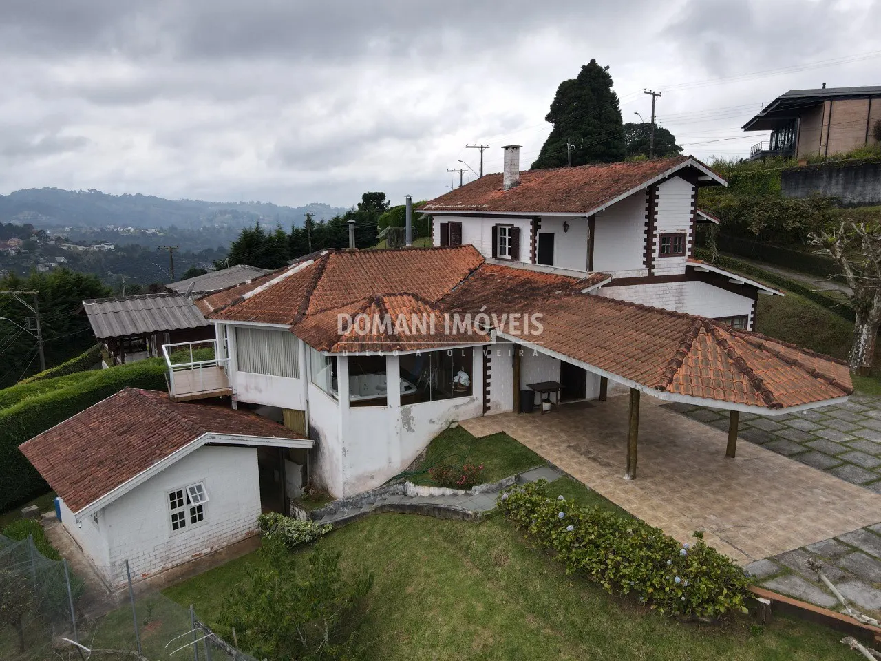 Casa à venda de 1.030 m² em Campos do Jordão, SP, Brasil