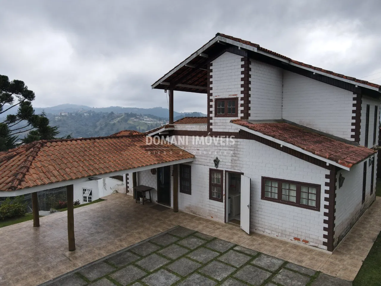 Casa à venda de 1.030 m² em Campos do Jordão, SP, Brasil