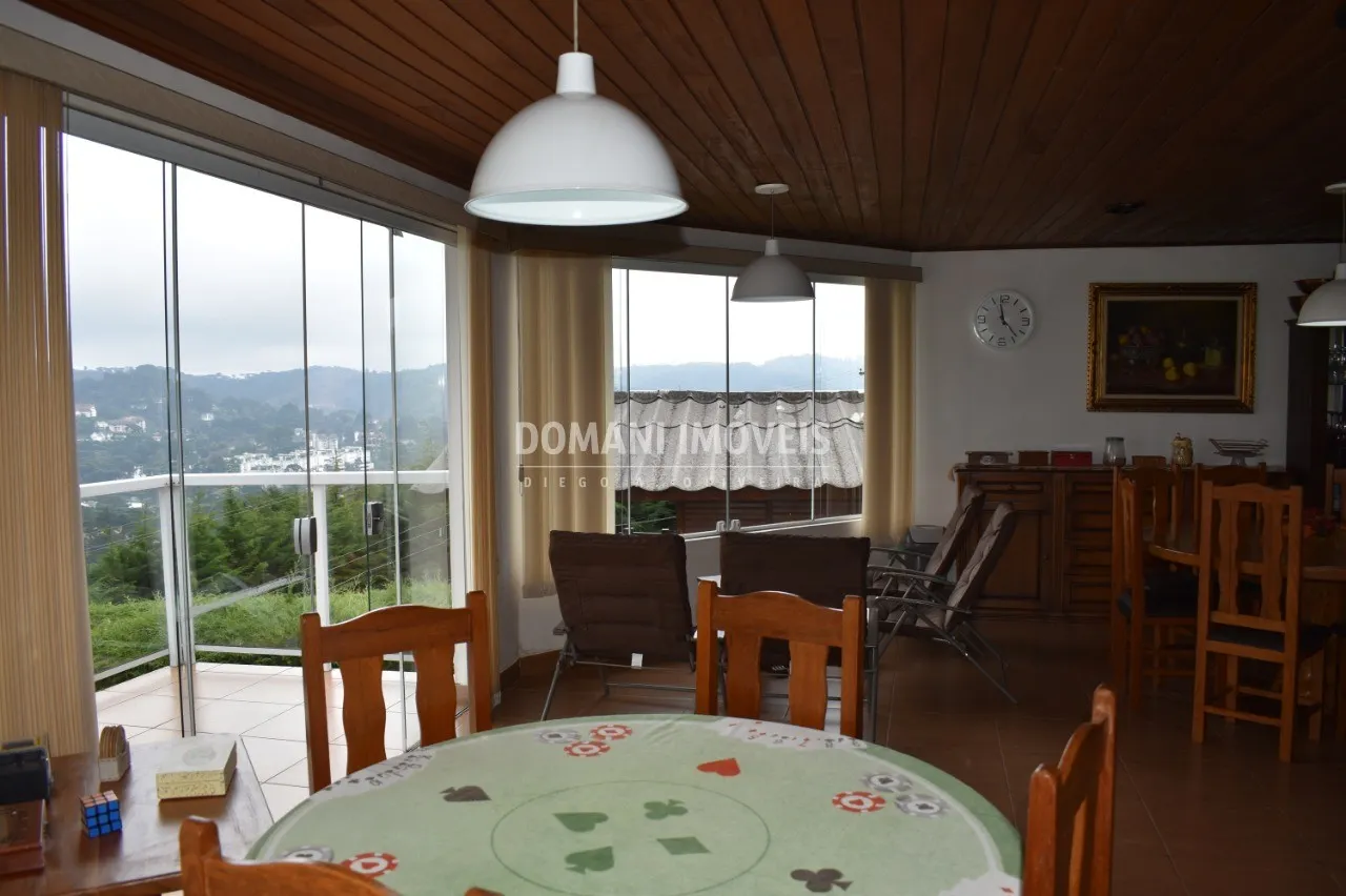 Casa à venda de 1.030 m² em Campos do Jordão, SP, Brasil