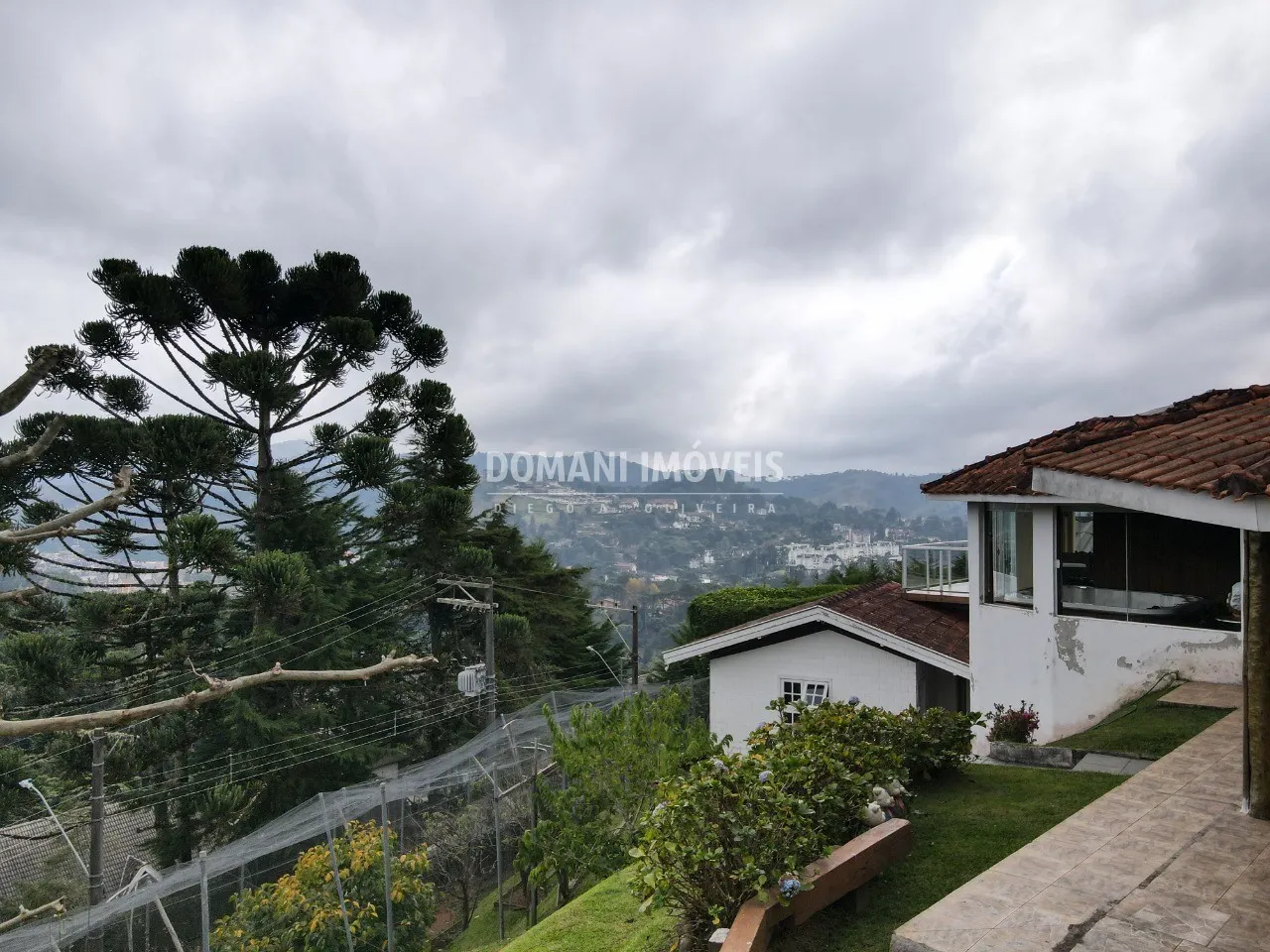 Casa à venda de 1.030 m² em Campos do Jordão, SP, Brasil