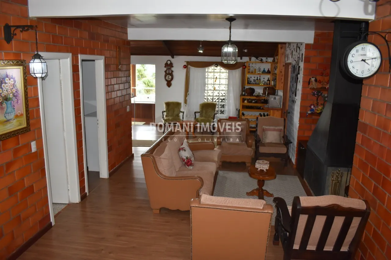Casa à venda de 1.030 m² em Campos do Jordão, SP, Brasil