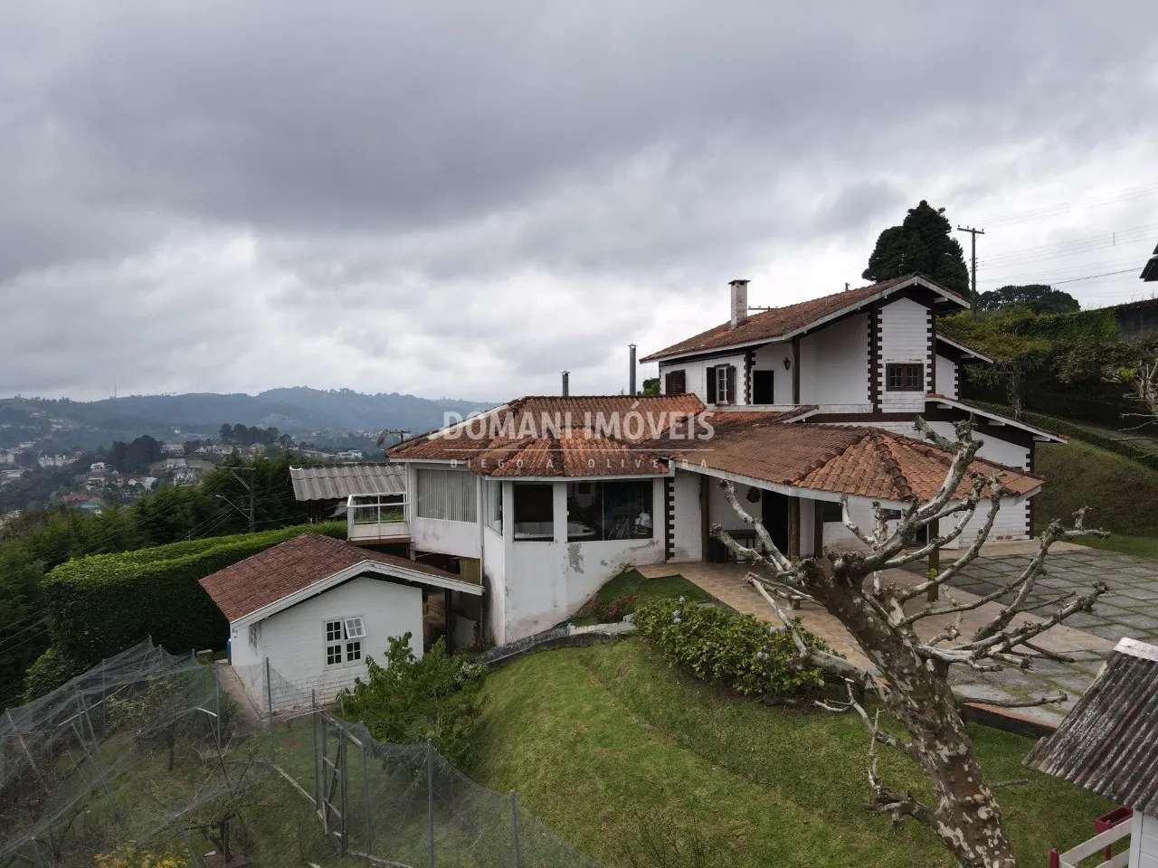 Casa à venda de 1.030 m² em Campos do Jordão, SP, Brasil