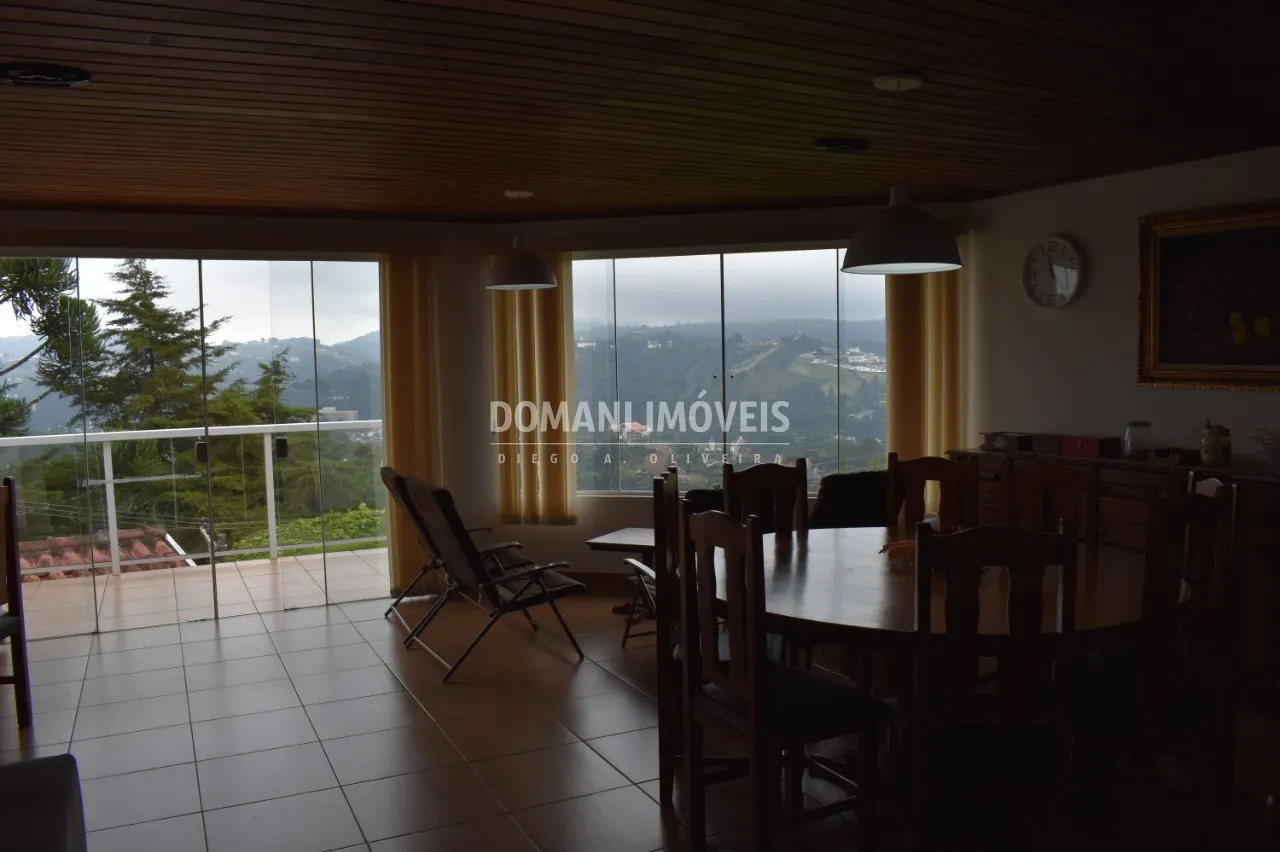 Casa à venda de 1.030 m² em Campos do Jordão, SP, Brasil
