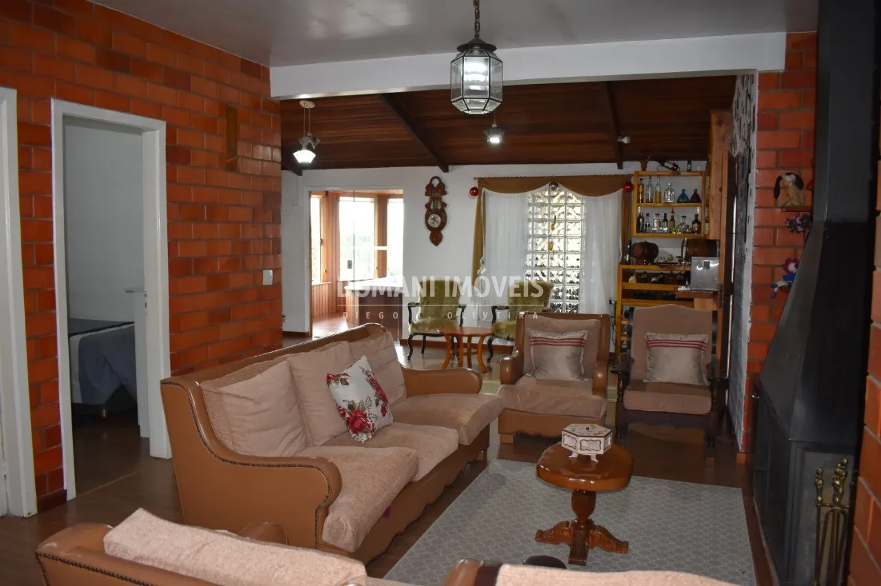 Casa à venda de 1.030 m² em Campos do Jordão, SP, Brasil