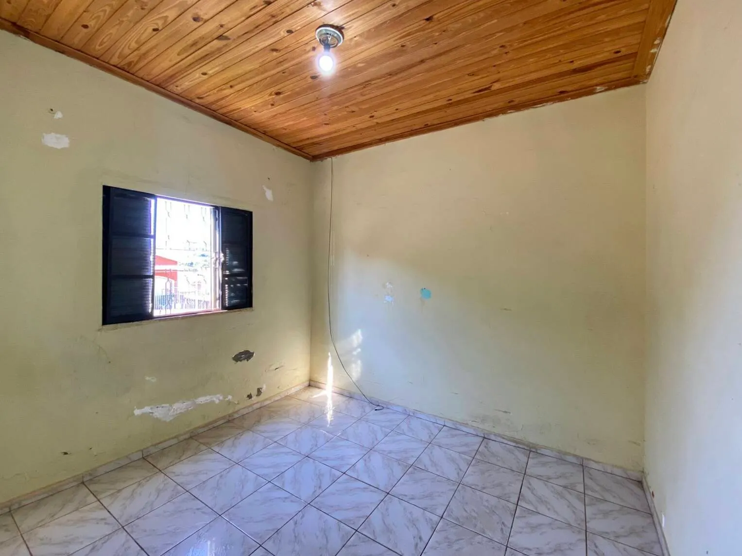 Casa à venda de 200 m² em Piraju, SP, Brasil