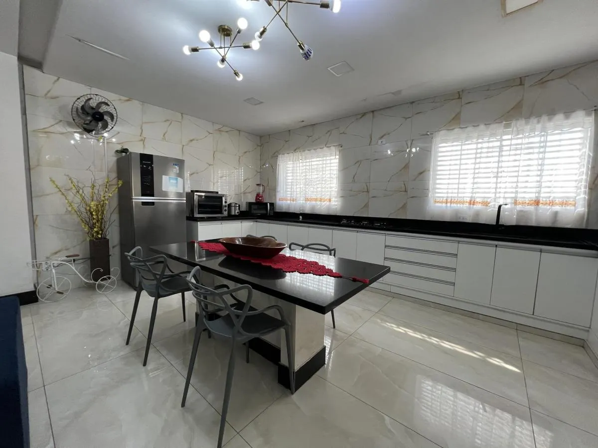 Chácara à venda de 720 m² em Suzano, SP, Brasil