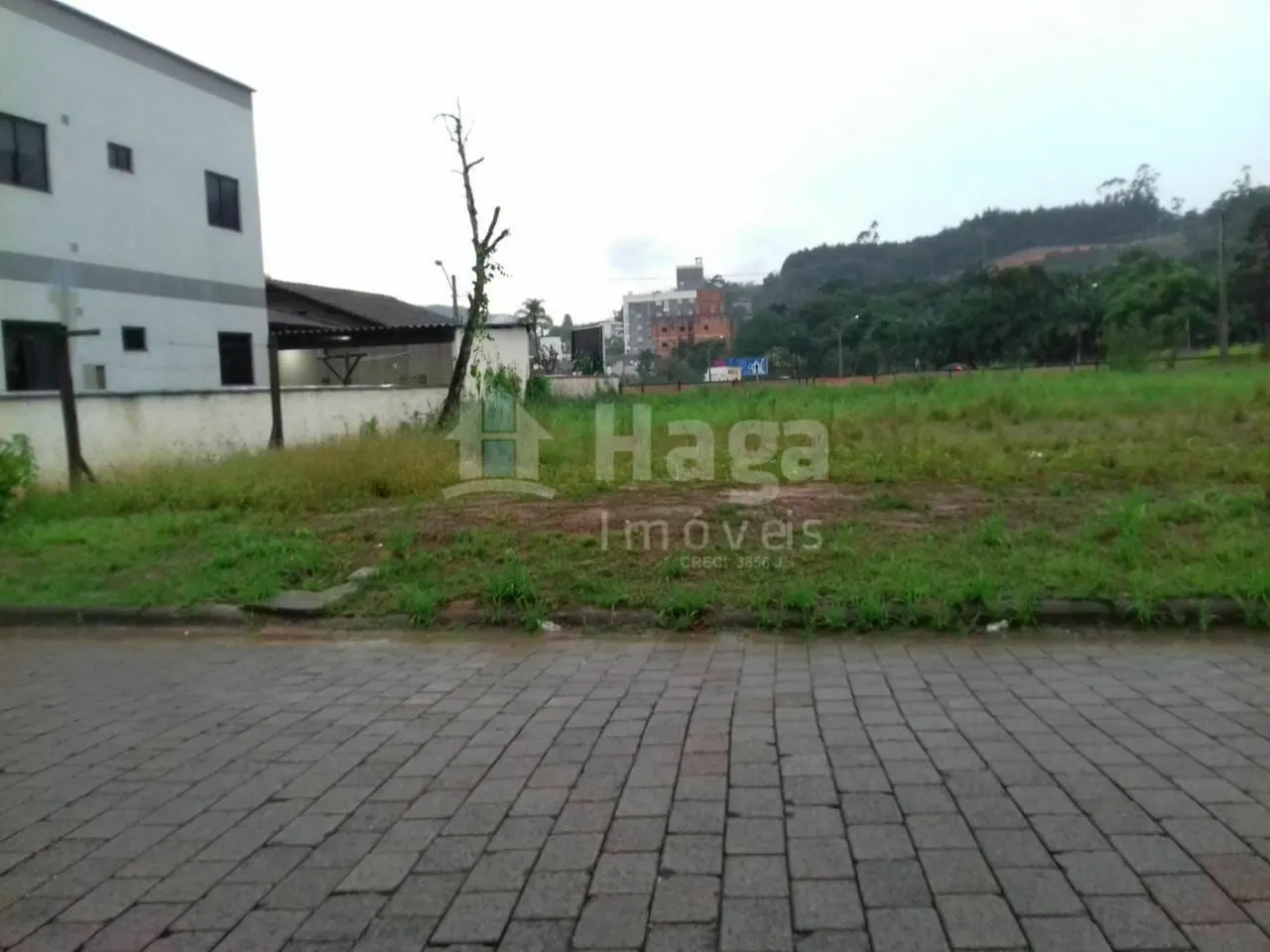 Terreno à venda de 726 m² em Guabiruba, SC, Brasil