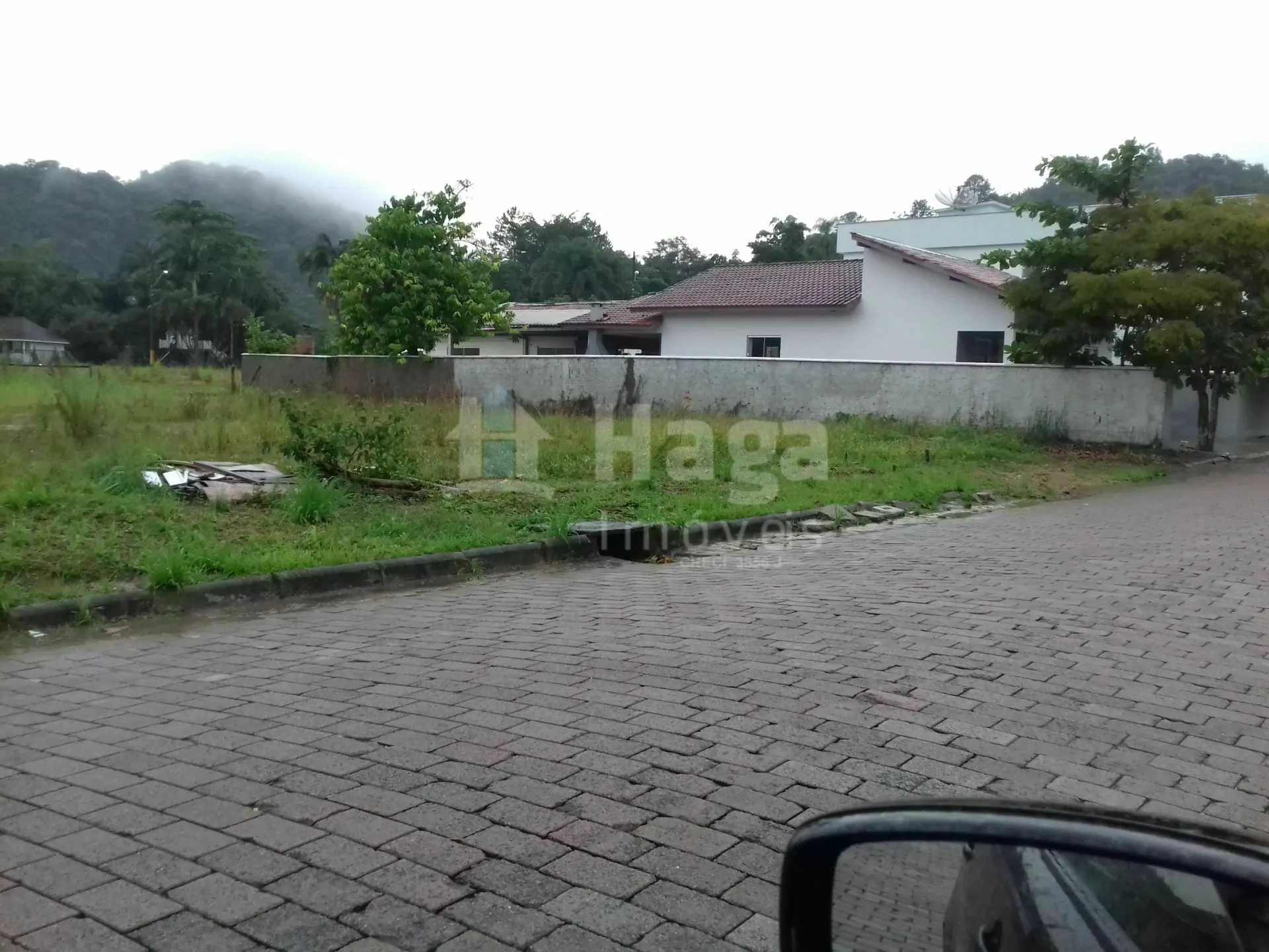 Terreno à venda de 726 m² em Guabiruba, SC, Brasil