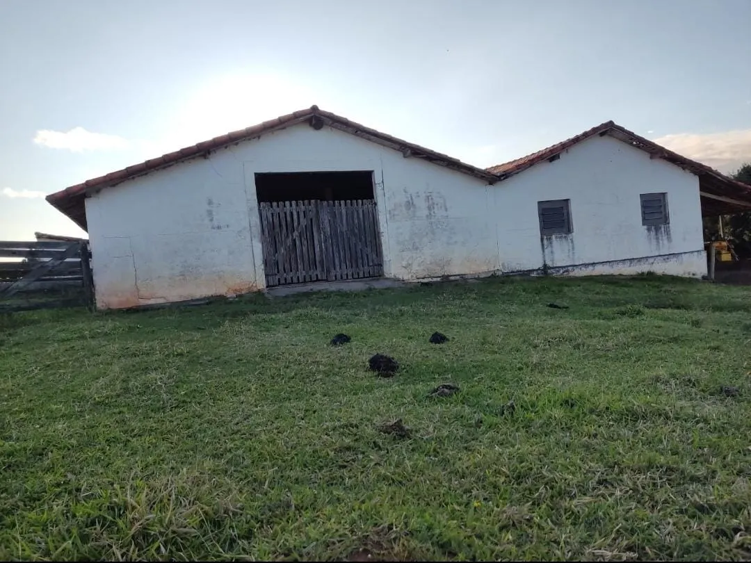 Fazenda à venda de 211 ha em Alambari, SP, Brasil