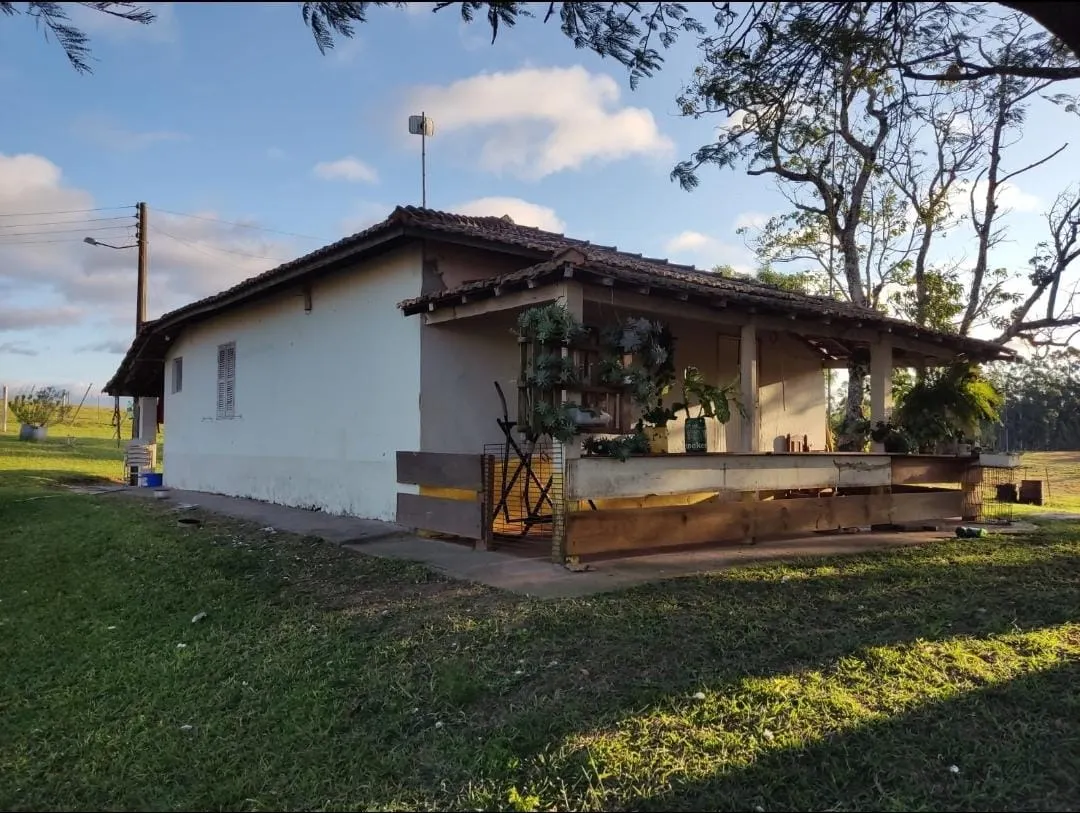 Fazenda à venda de 211 ha em Alambari, SP, Brasil