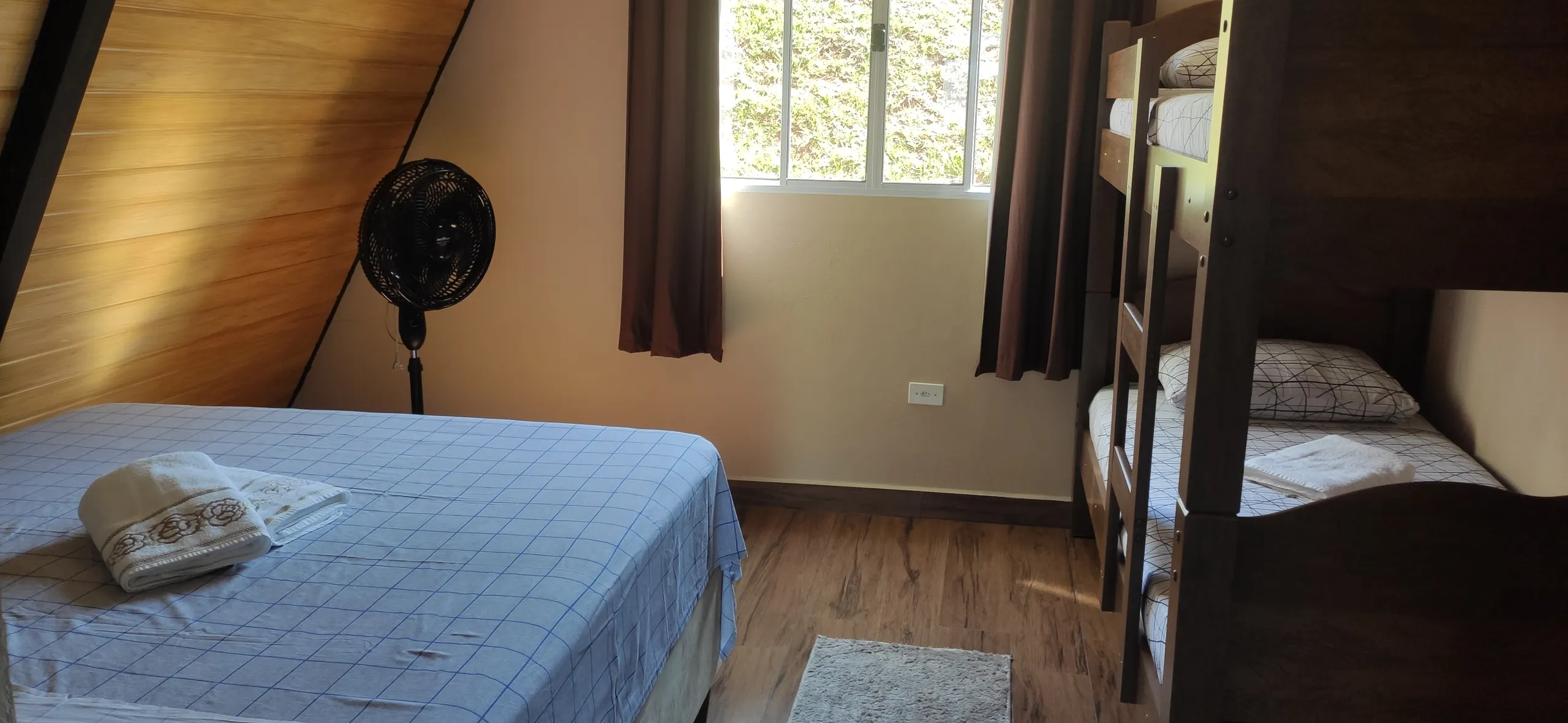 Cottage for sale of 5 acres in Bofete, SP, Brazil