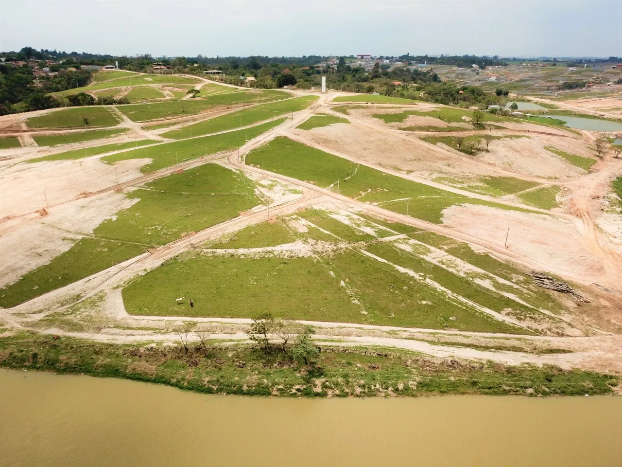 Terreno à venda de 500 m² em Hortolândia, SP, Brasil