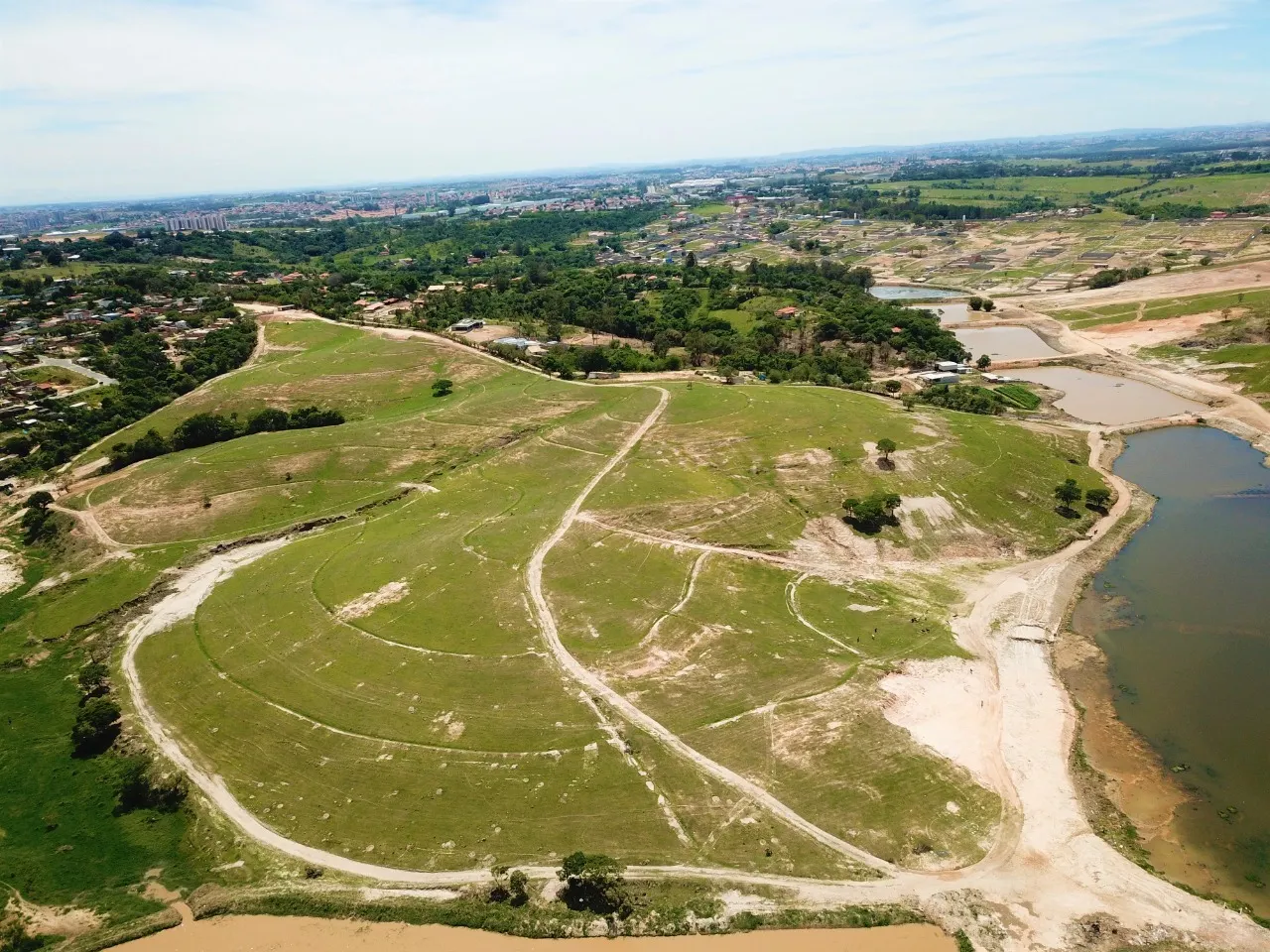 Terreno à venda de 500 m² em Hortolândia, SP, Brasil
