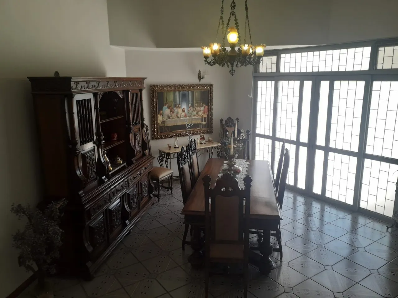 Casa à venda de 2.500 m² em Brasília, DF, Brasil