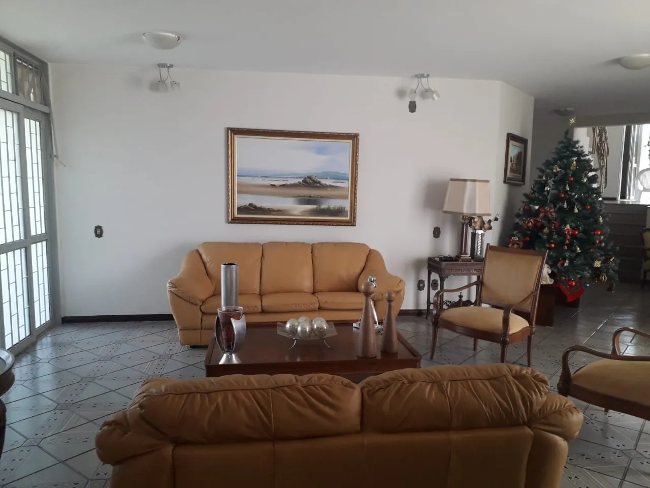 Casa à venda de 2.500 m² em Brasília, DF, Brasil