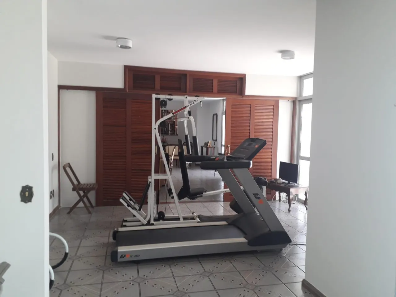 Casa à venda de 2.500 m² em Brasília, DF, Brasil
