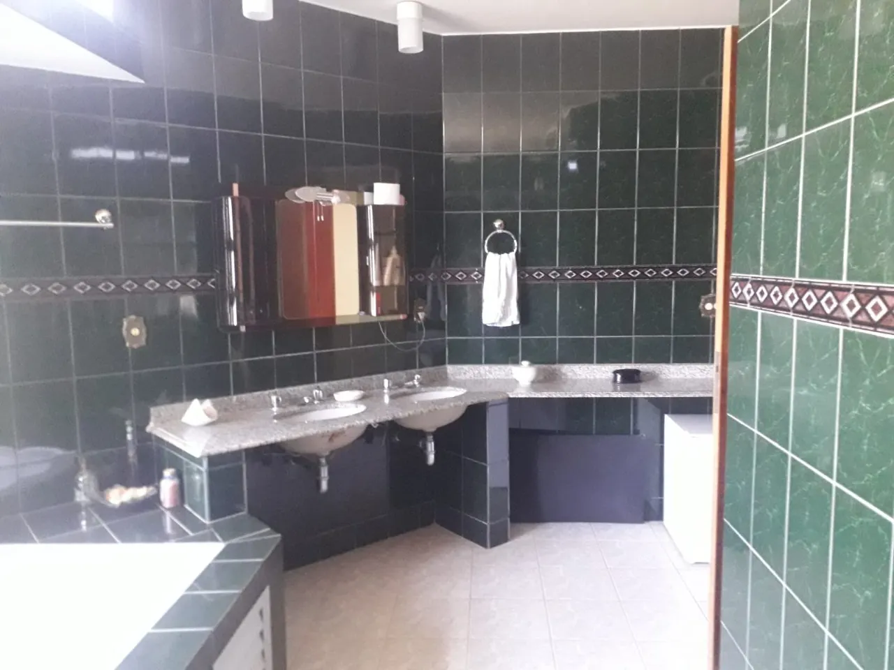 Casa à venda de 2.500 m² em Brasília, DF, Brasil
