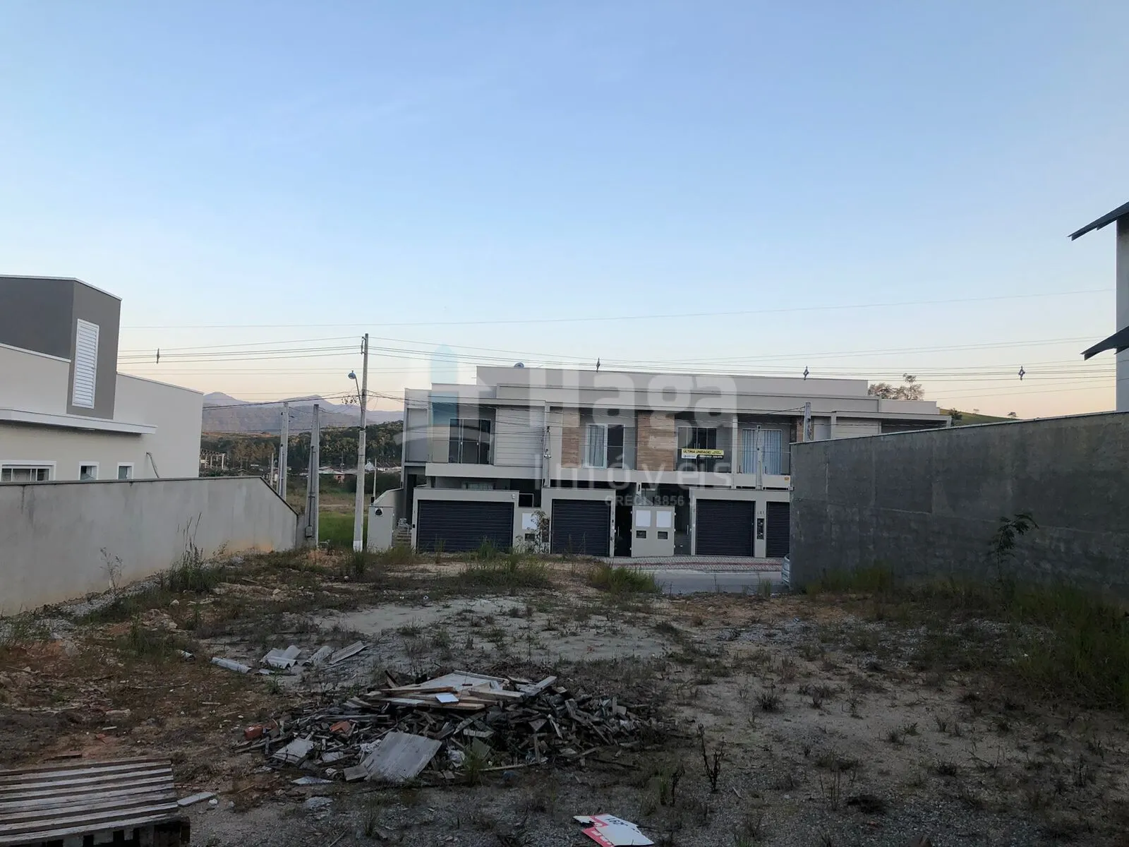 Terreno à venda de 378 m² em Gaspar, SC, Brasil