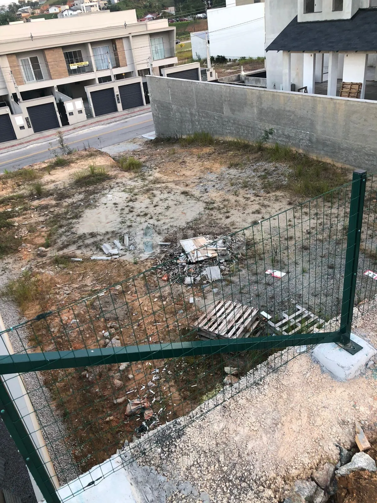 Terreno à venda de 378 m² em Gaspar, SC, Brasil