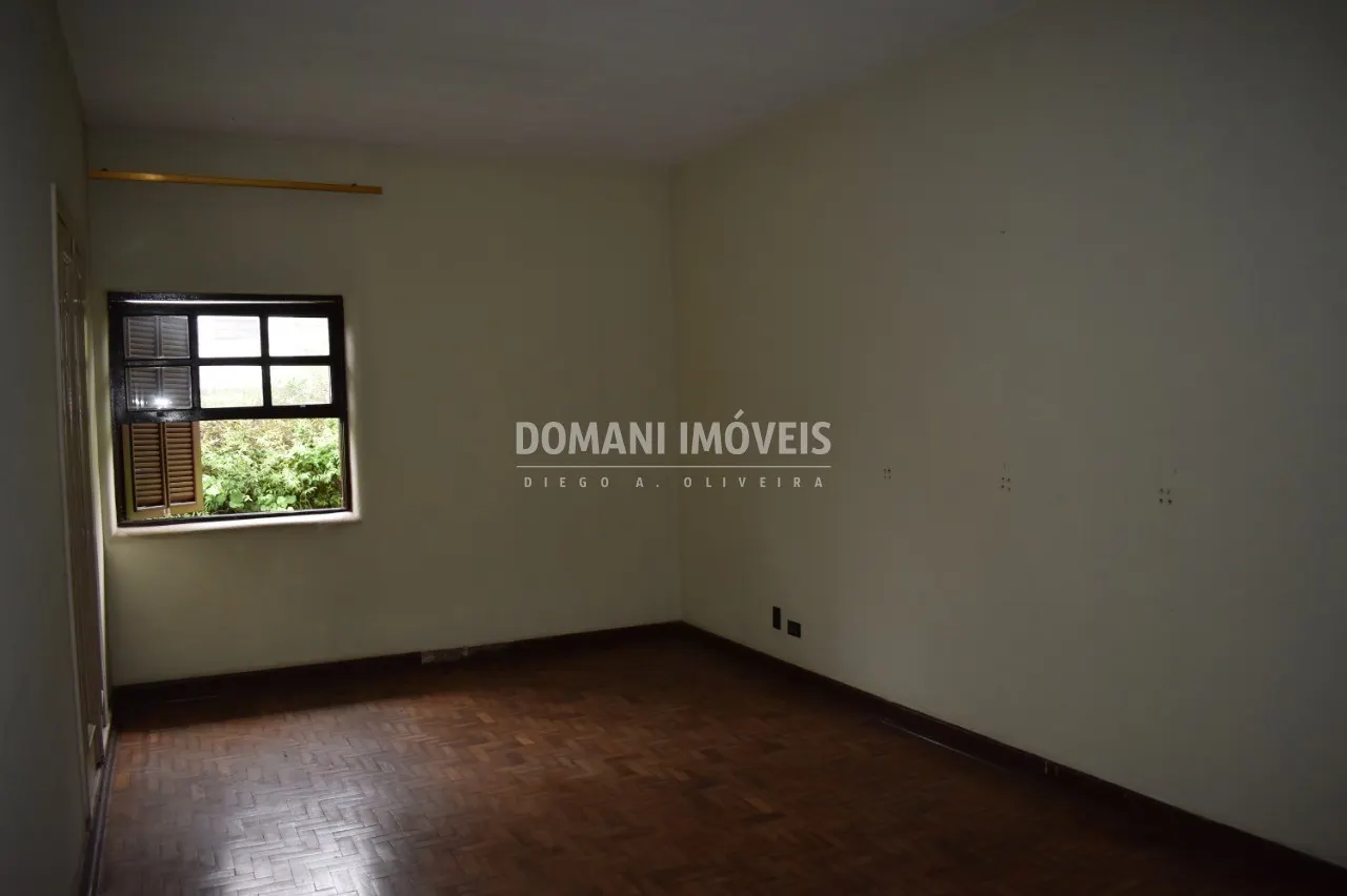 Casa à venda de 1.035 m² em Campos do Jordão, SP, Brasil