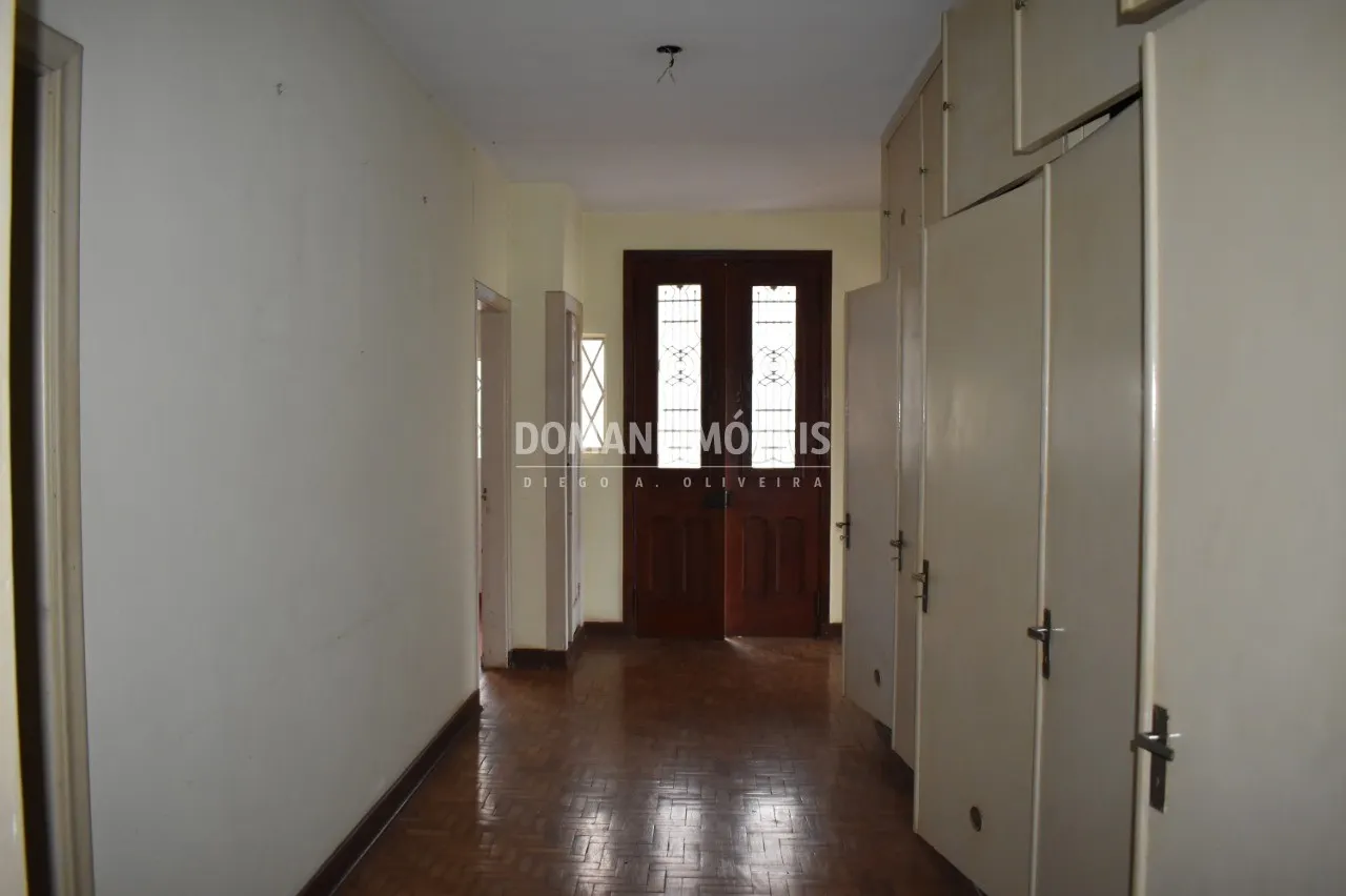 Casa à venda de 1.035 m² em Campos do Jordão, SP, Brasil