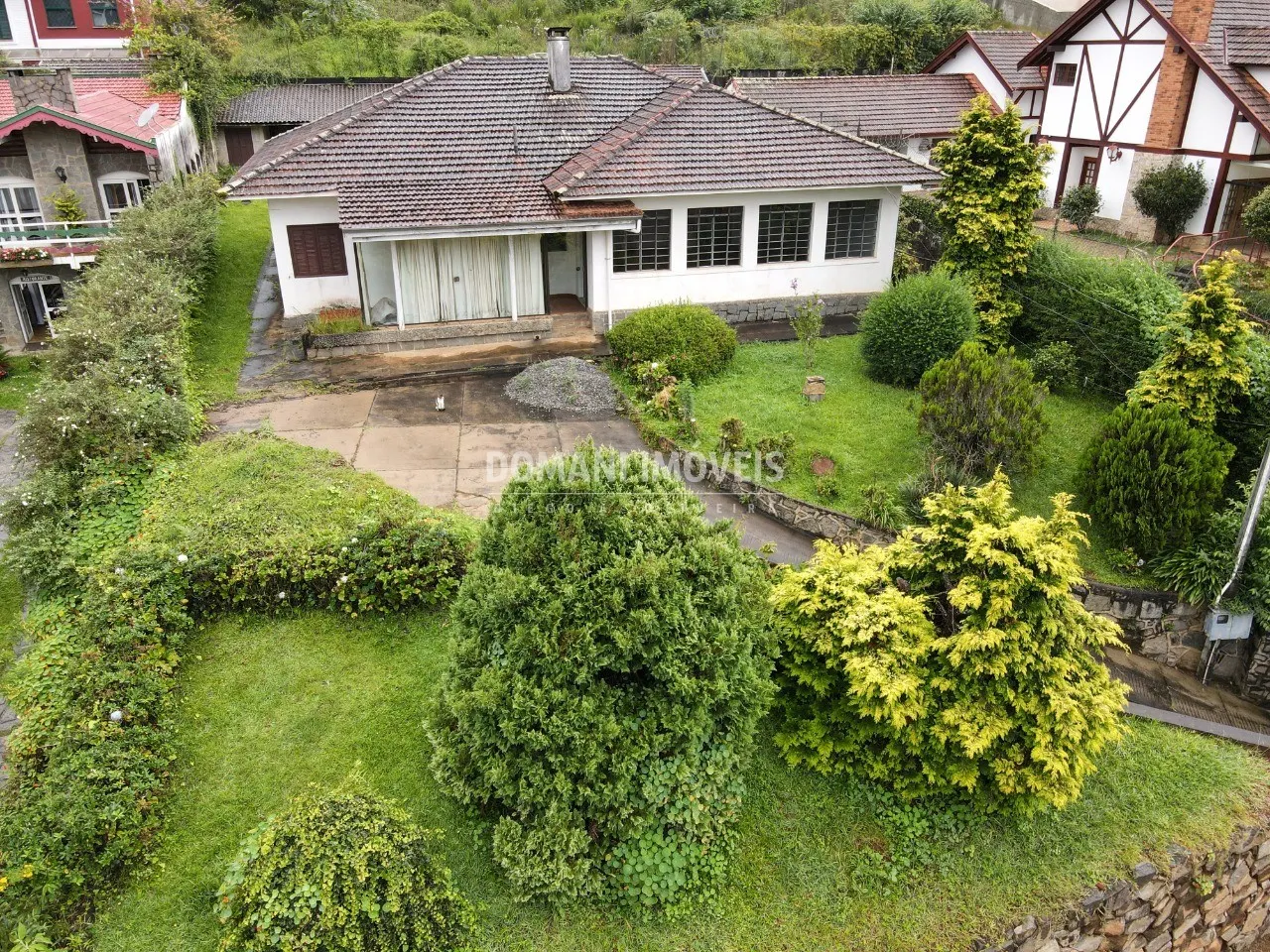 Casa à venda de 1.035 m² em Campos do Jordão, SP, Brasil