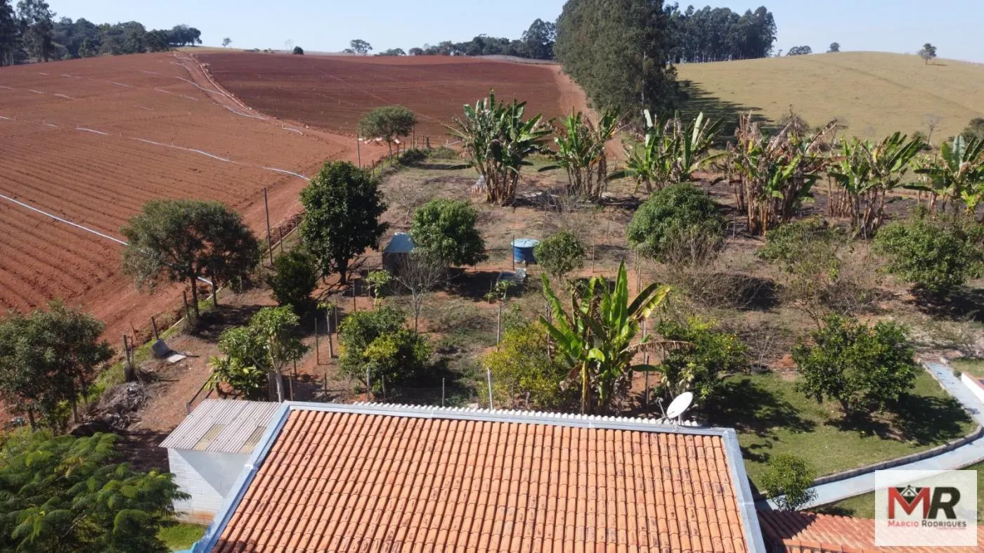 Chácara à venda de 9.750 m² em Silvianópolis, MG, Brasil