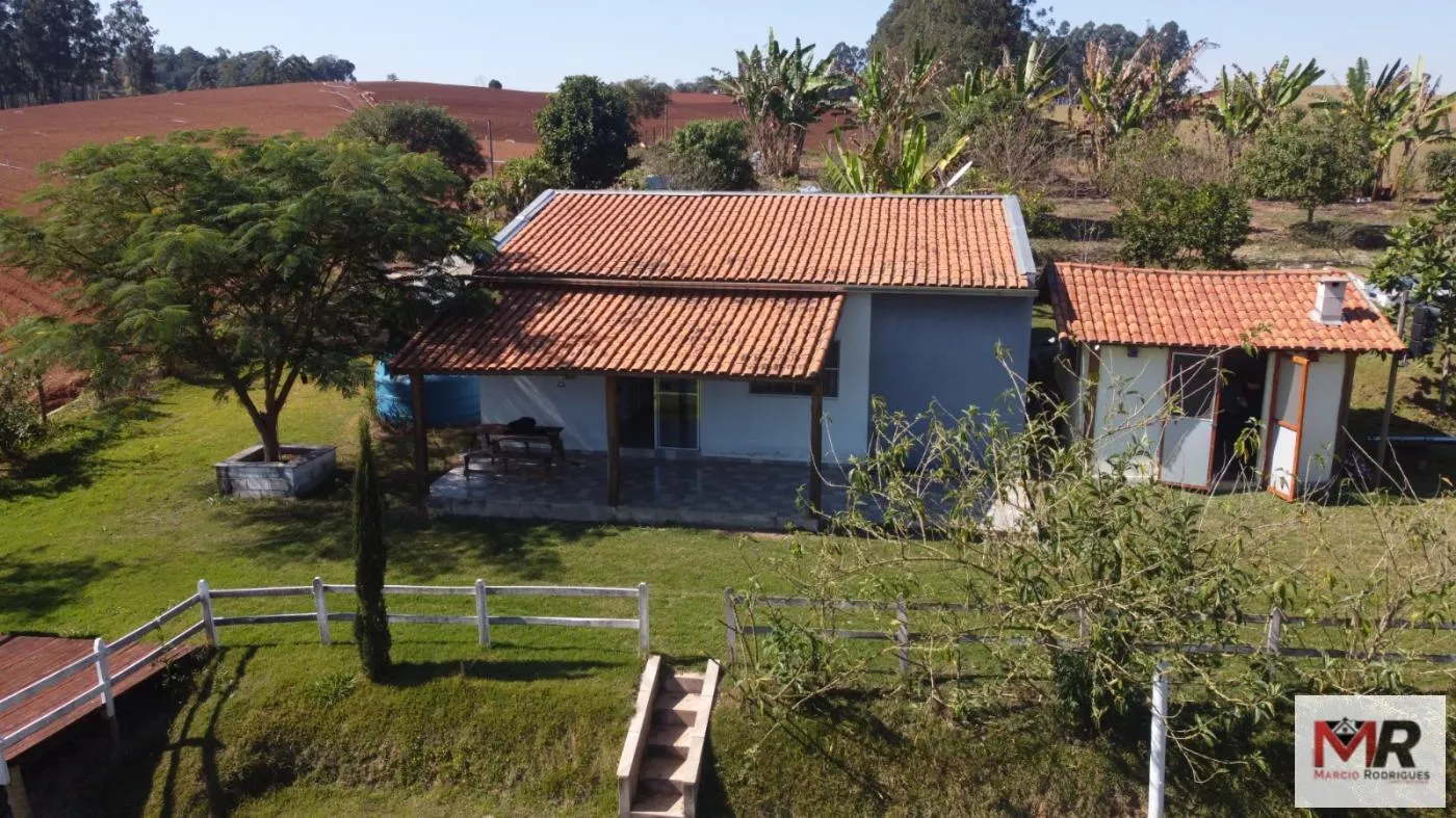 Chácara à venda de 9.750 m² em Silvianópolis, MG, Brasil