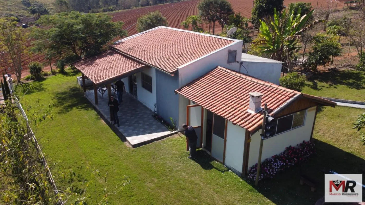 Chácara à venda de 9.750 m² em Silvianópolis, MG, Brasil