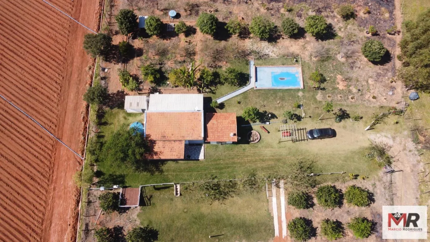 Chácara à venda de 9.750 m² em Silvianópolis, MG, Brasil