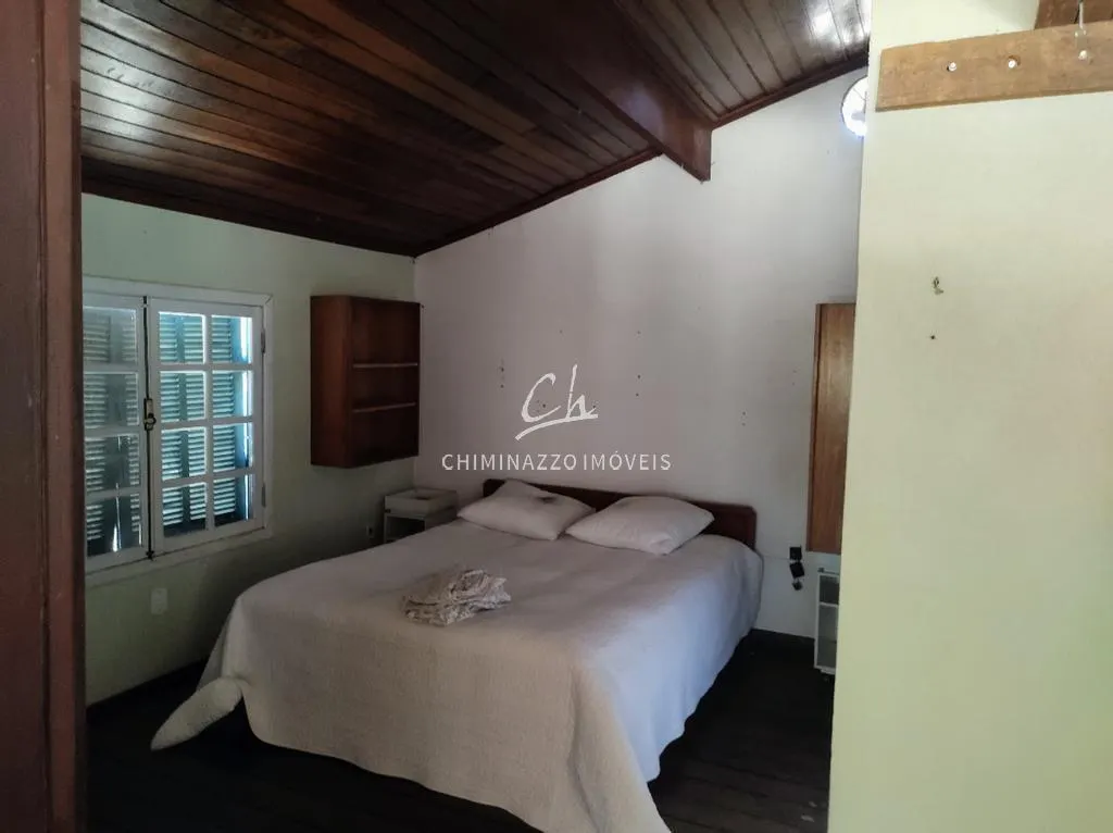 Small farm for sale of 13 acres in Campinas, SP, Brazil